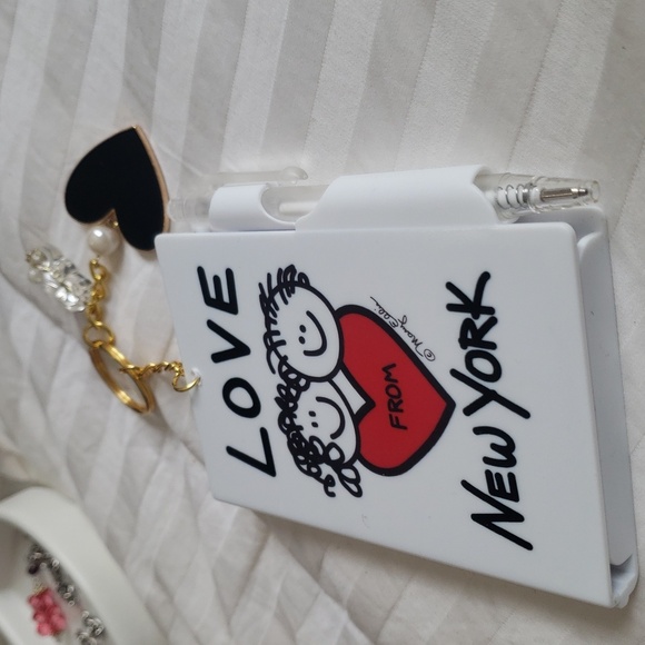 LUXURY MYSTICAL BAG CHARM NEW YORK COACH BIRKIN PAD WITH PEN HEART GUMMY BEAR - Picture 5 of 5